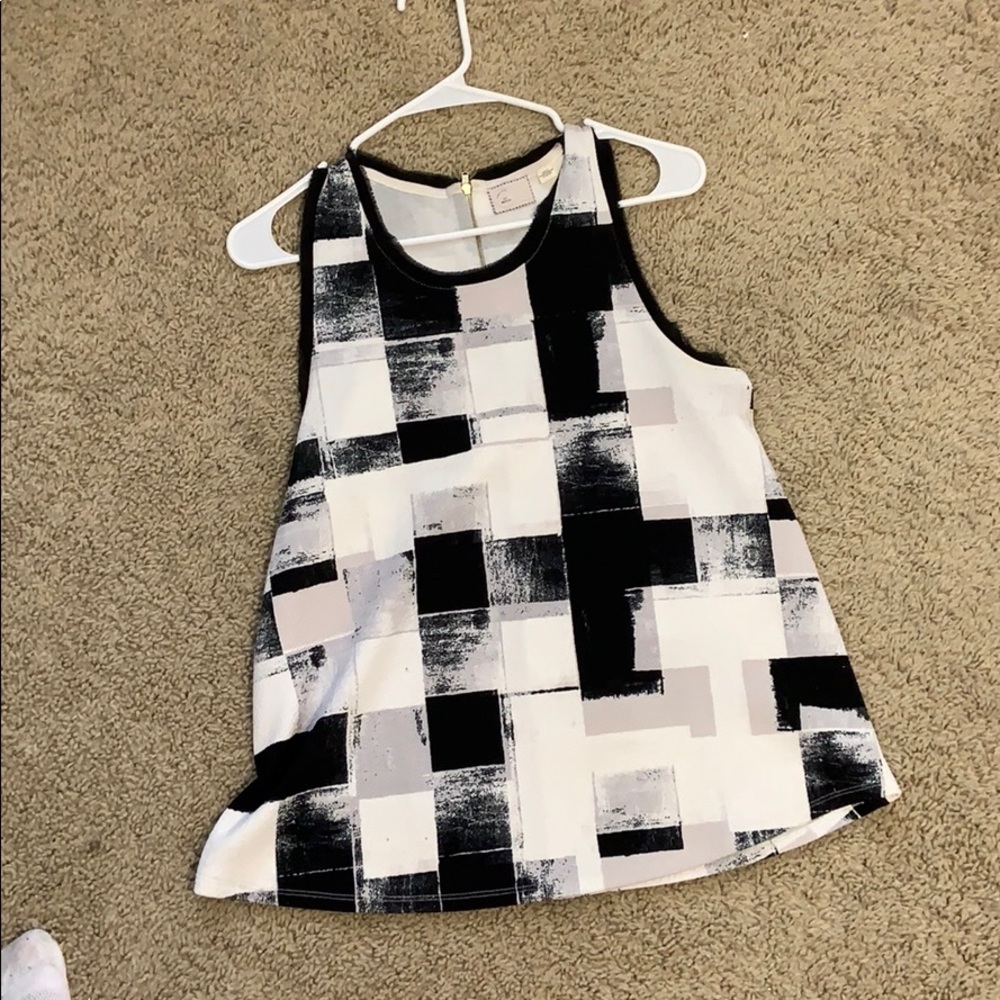 Anthropologie black and white sleeveless shirt